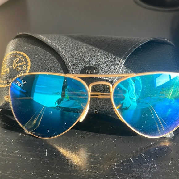 Authentic Blue Tint Aviator Raybans - Picture 1 of 1